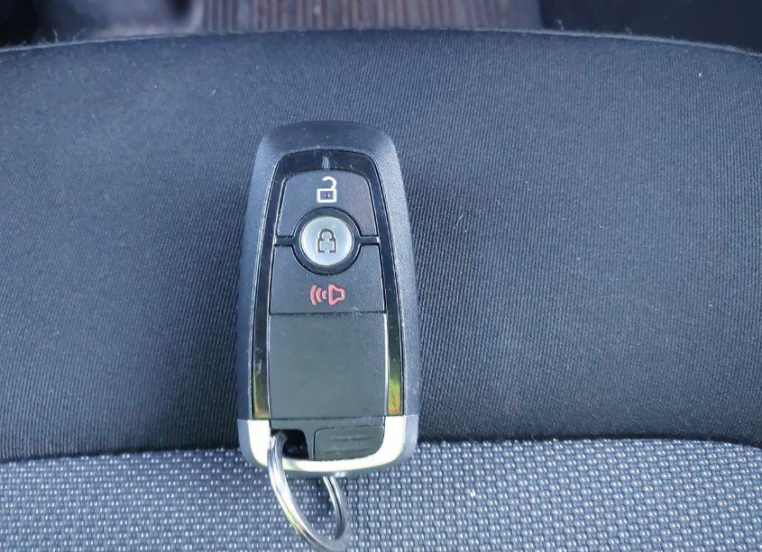 Photo 11 of 2020 Ford Edge SE (VIN 2FMPK4G9XLBA38483)