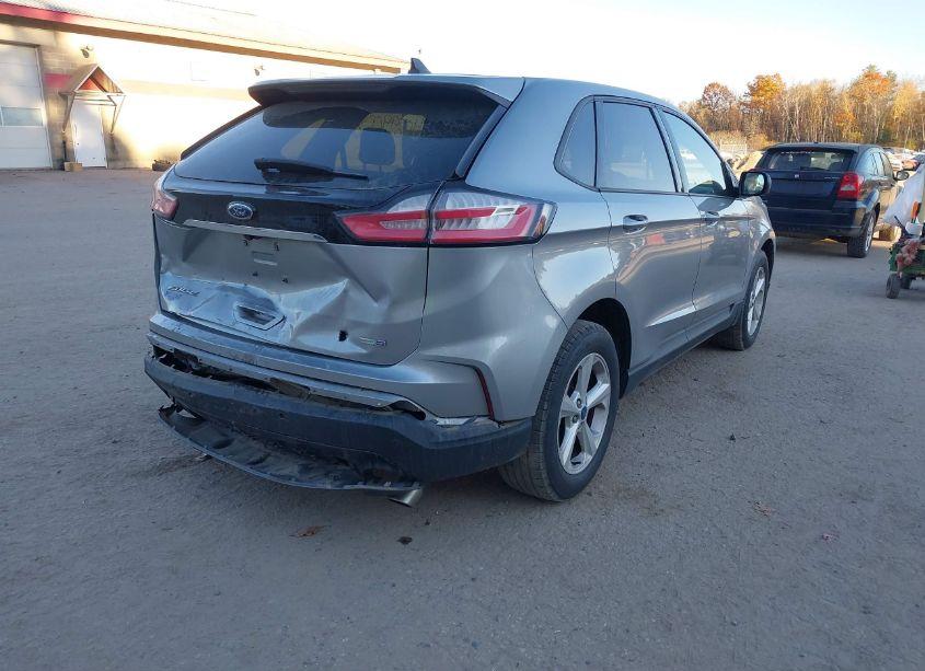 Photo 4 of 2020 Ford Edge SE (VIN 2FMPK4G9XLBA38483)
