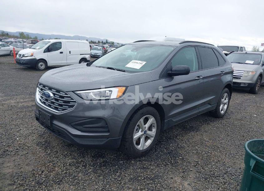 Photo 2 of 2022 Ford Edge SE (VIN 2FMPK4G9XNBA19287)