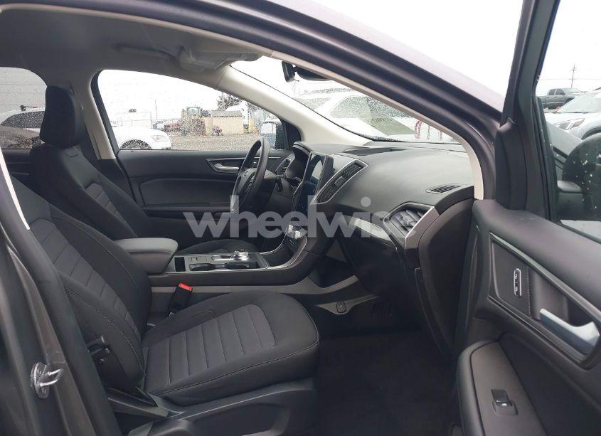 Photo 5 of 2022 Ford Edge SE (VIN 2FMPK4G9XNBA19287)