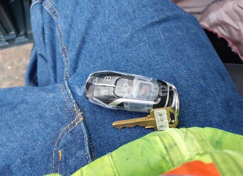 Photo 11 of 2016 Ford Edge SEL (VIN 2FMPK4J80GBB61490)