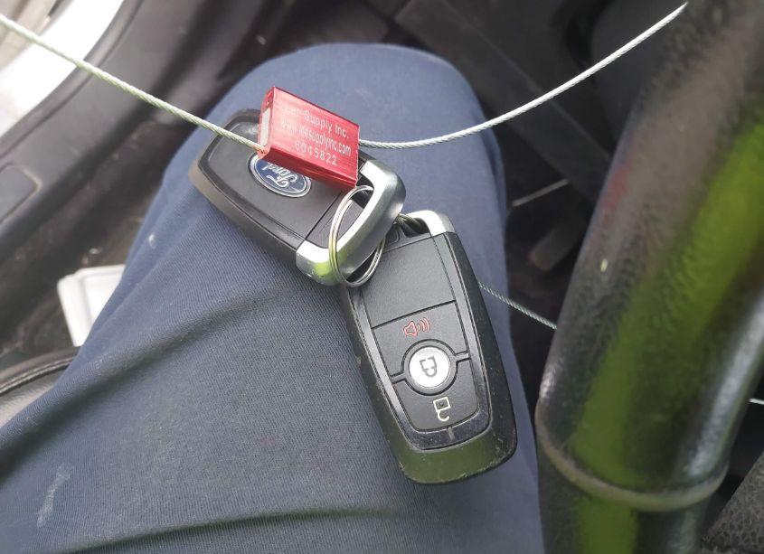 Photo 11 of 2017 Ford Edge SEL (VIN 2FMPK4J80HBB98153)