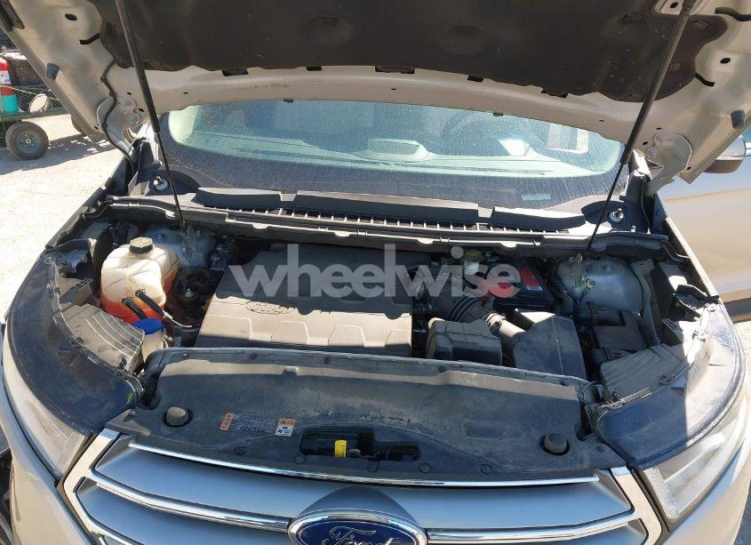Photo 10 of 2018 Ford Edge SEL (VIN 2FMPK4J80JBB51033)