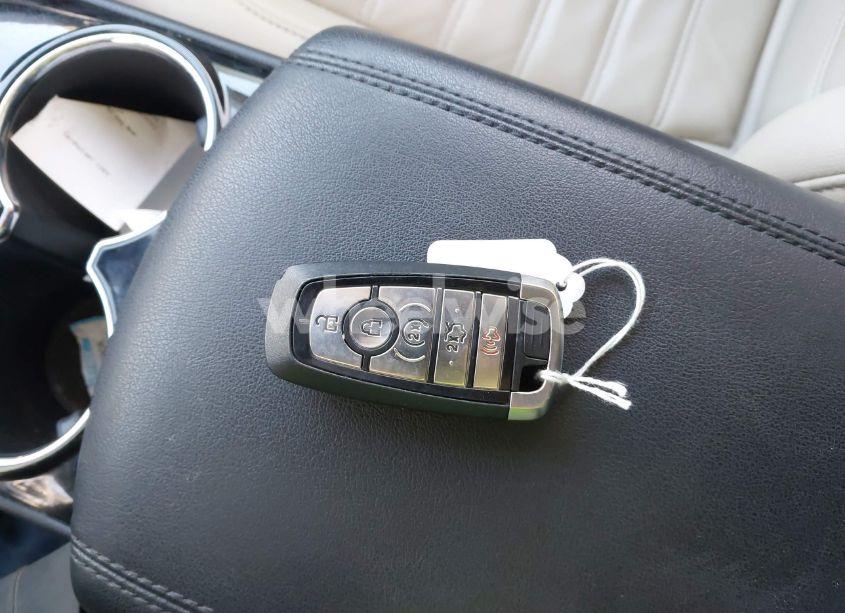 Photo 11 of 2018 Ford Edge SEL (VIN 2FMPK4J80JBB51033)