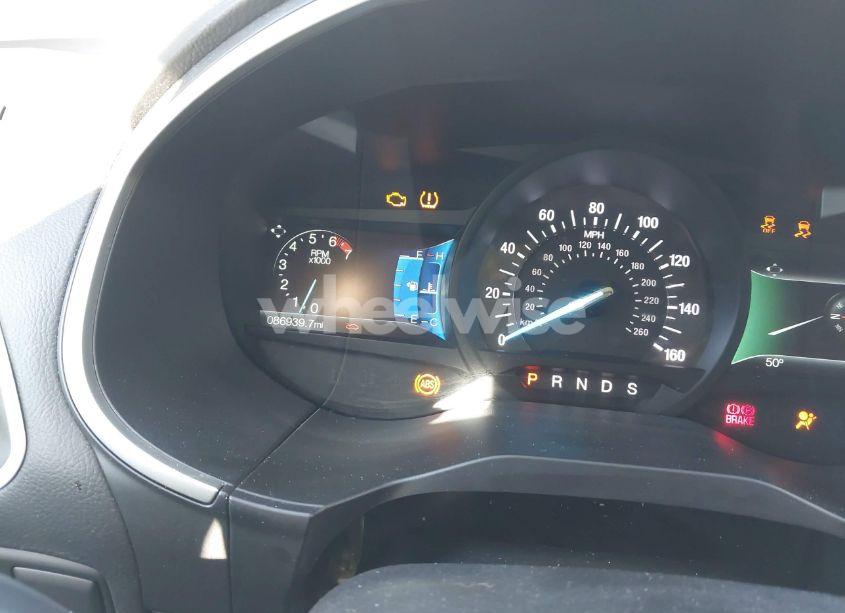 Photo 7 of 2018 Ford Edge SEL (VIN 2FMPK4J80JBB51033)