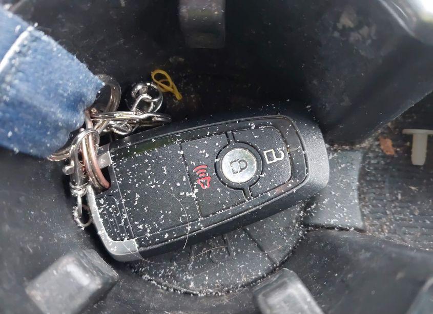 Photo 11 of 2017 Ford Edge SEL (VIN 2FMPK4J81HBC56948)