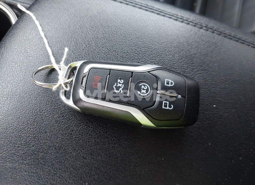 Photo 11 of 2016 Ford Edge SEL (VIN 2FMPK4J82GBB19354)