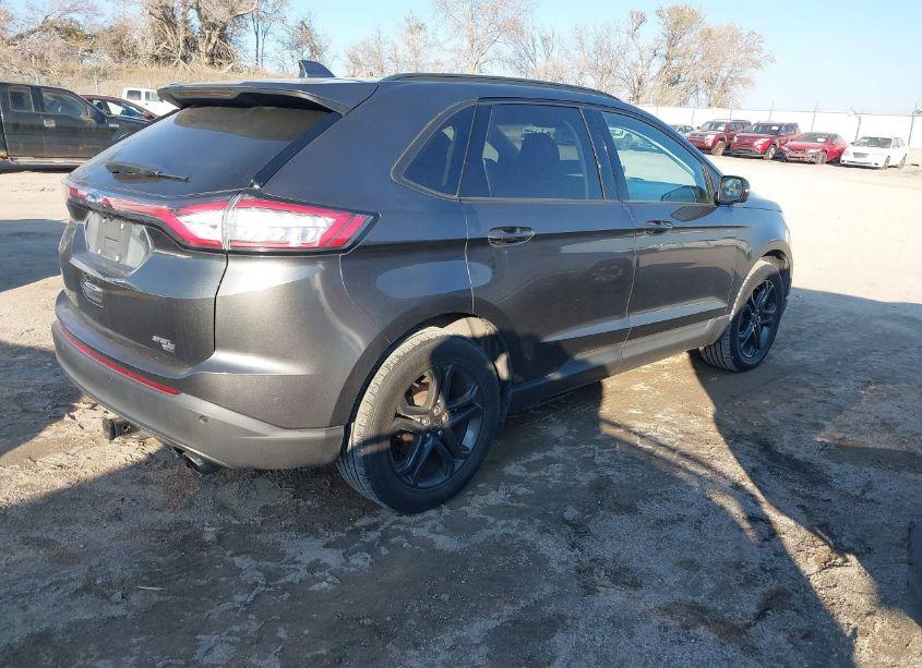 Photo 4 of 2018 Ford Edge SEL (VIN 2FMPK4J83JBB92904)
