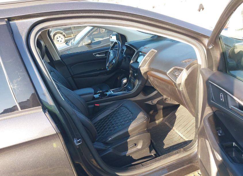 Photo 5 of 2018 Ford Edge SEL (VIN 2FMPK4J83JBB92904)
