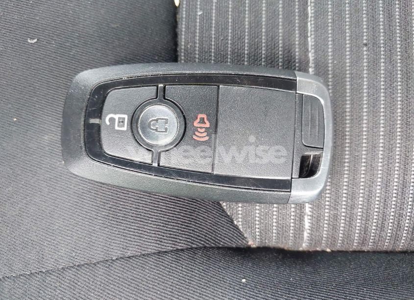 Photo 11 of 2018 Ford Edge SEL (VIN 2FMPK4J83JBC45715)