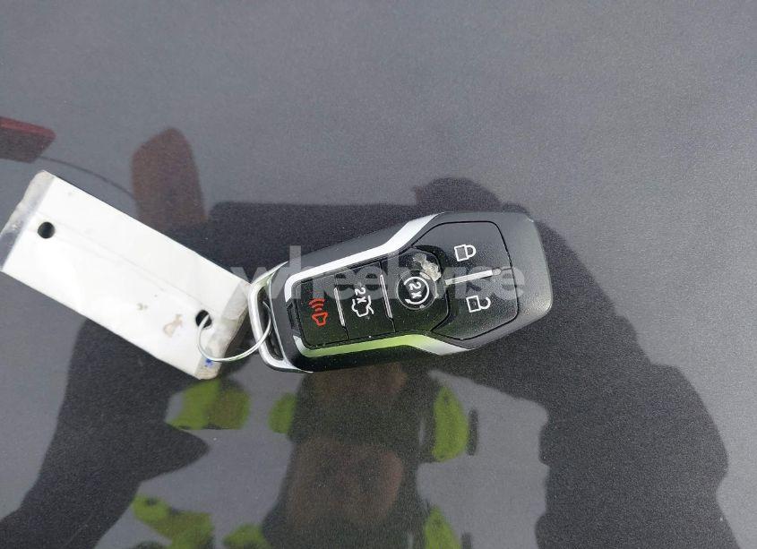 Photo 11 of 2016 Ford Edge SEL (VIN 2FMPK4J85GBC64792)