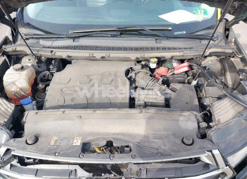 Photo 10 of 2018 Ford Edge SEL (VIN 2FMPK4J85JBC29953)