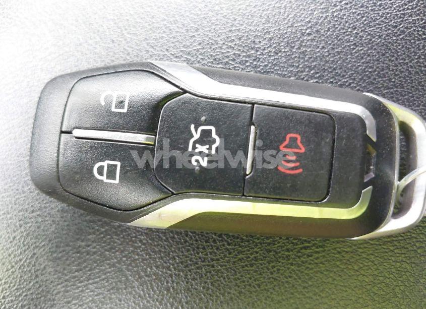 Photo 11 of 2017 Ford Edge SEL (VIN 2FMPK4J86HBC04764)