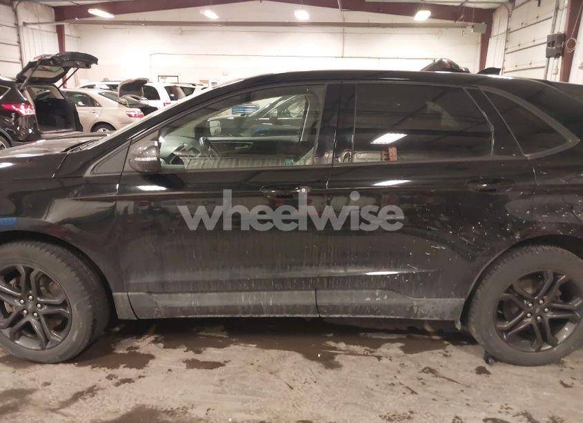 Photo 14 of 2018 Ford Edge SEL (VIN 2FMPK4J87JBB30244)