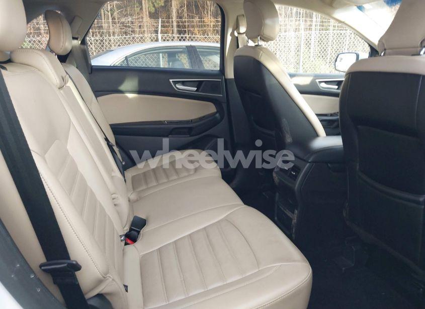 Photo 8 of 2018 Ford Edge SEL (VIN 2FMPK4J87JBB75023)