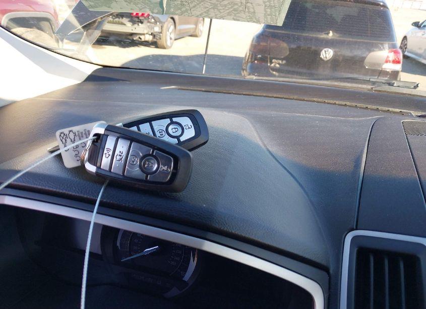 Photo 11 of 2017 Ford Edge SEL (VIN 2FMPK4J89HBB27324)