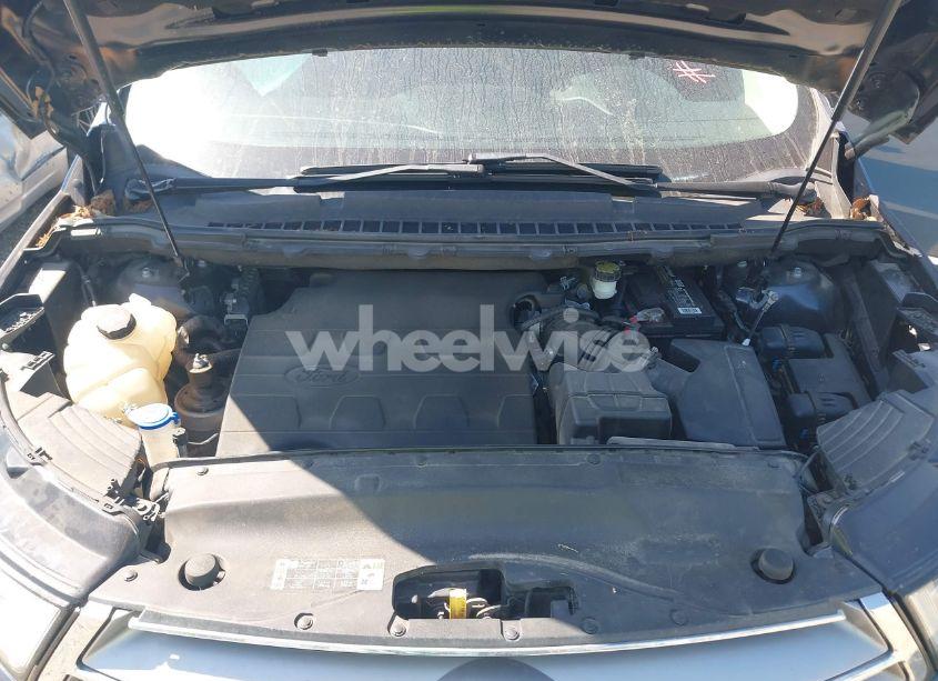Photo 10 of 2018 Ford Edge SEL (VIN 2FMPK4J89JBB52374)