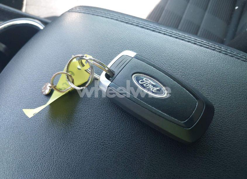 Photo 11 of 2018 Ford Edge SEL (VIN 2FMPK4J89JBB52374)