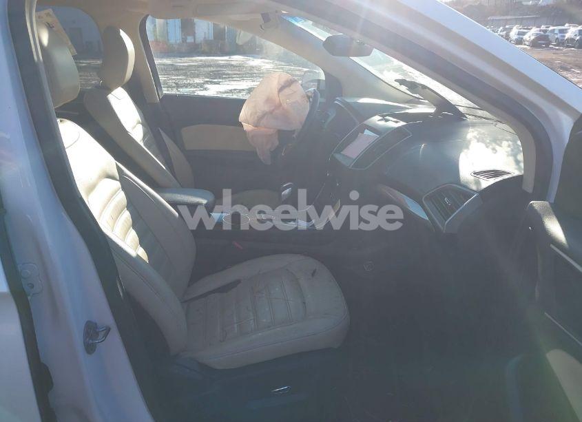 Photo 5 of 2016 Ford Edge SEL (VIN 2FMPK4J90GBC39579)