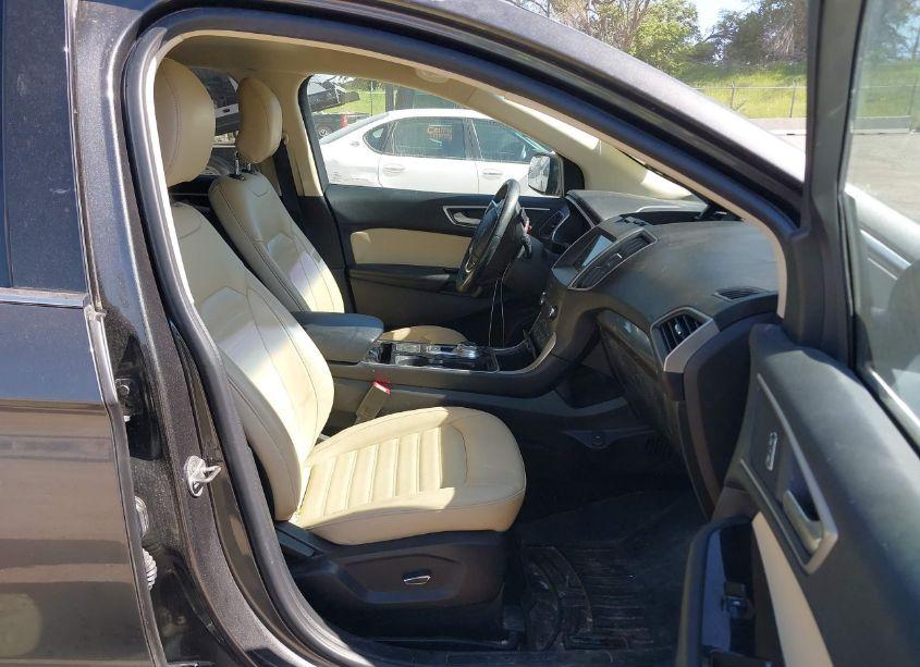 Photo 5 of 2019 Ford Edge SEL (VIN 2FMPK4J90KBB01288)
