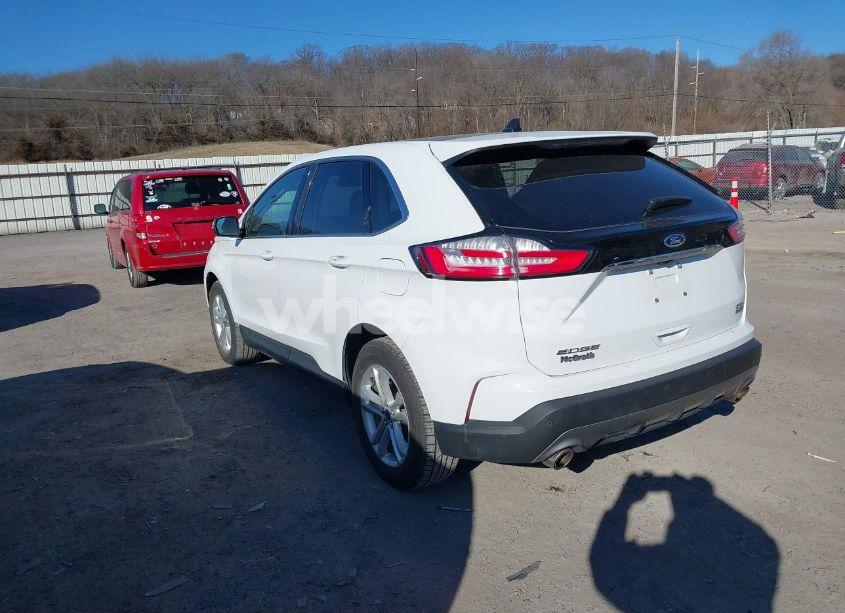 Photo 3 of 2020 Ford Edge SEL (VIN 2FMPK4J90LBB18061)