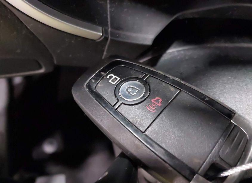 Photo 11 of 2017 Ford Edge SEL (VIN 2FMPK4J91HBB88952)