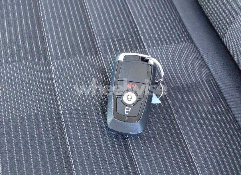 Photo 11 of 2018 Ford Edge SEL (VIN 2FMPK4J91JBB50904)