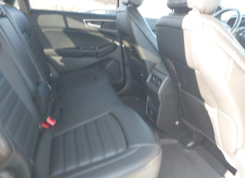 Photo 8 of 2020 Ford Edge SEL (VIN 2FMPK4J91LBA88438)