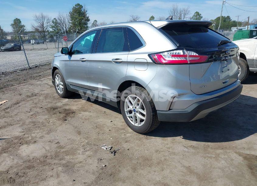 Photo 3 of 2022 Ford Edge SEL (VIN 2FMPK4J91NBA64868)