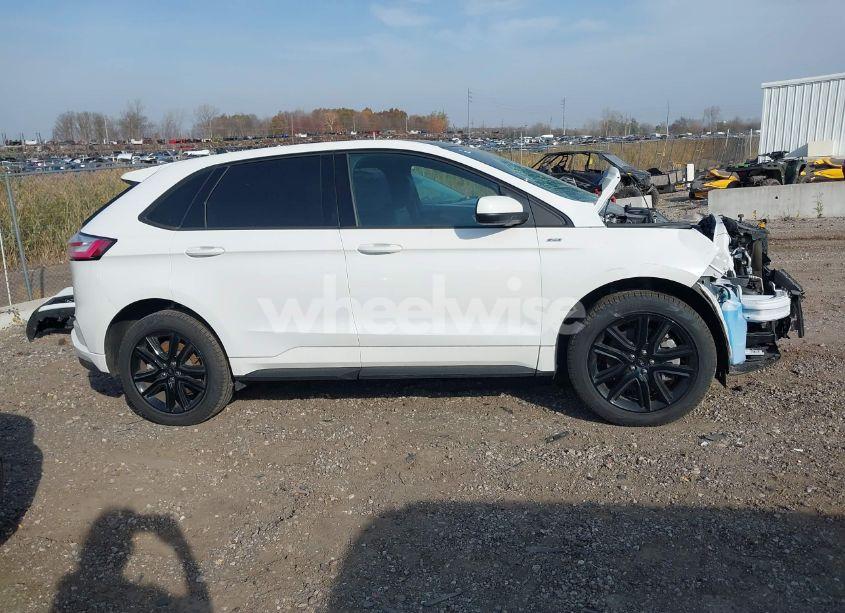 Photo 14 of 2024 Ford Edge ST-LINE (VIN 2FMPK4J91RBA13277)