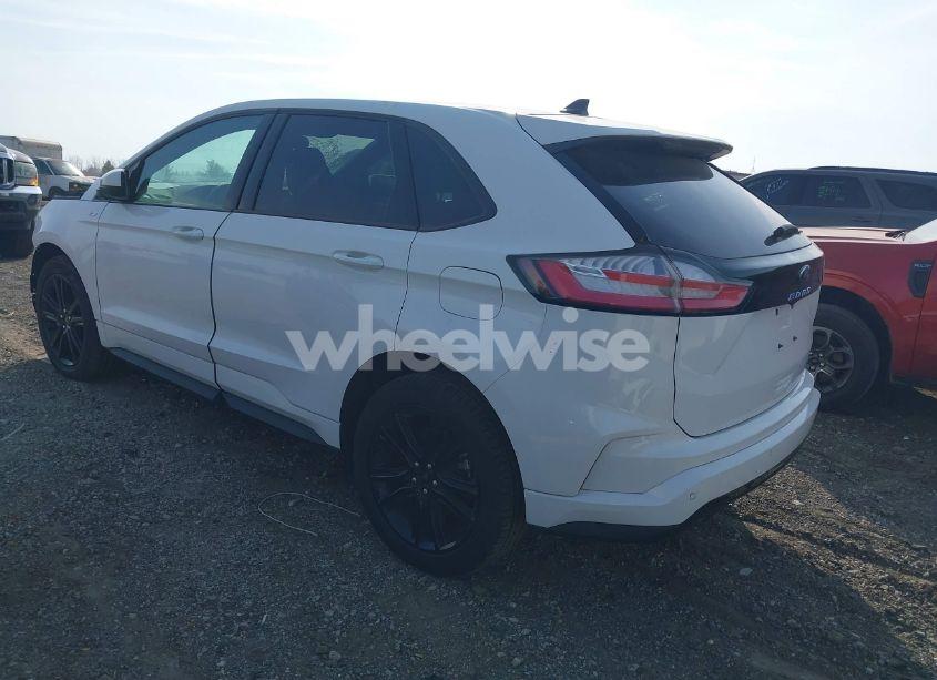 Photo 3 of 2024 Ford Edge ST-LINE (VIN 2FMPK4J91RBA13277)