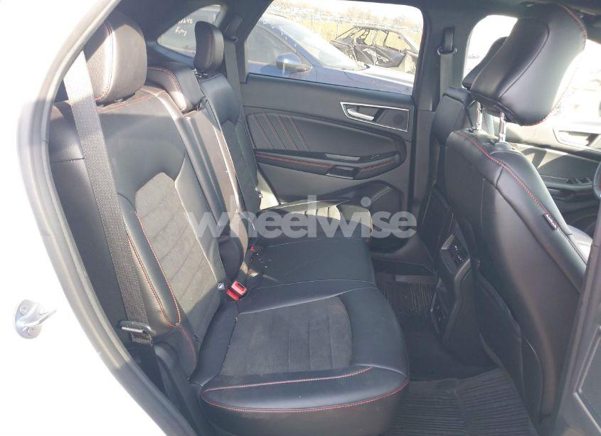 Photo 8 of 2024 Ford Edge ST-LINE (VIN 2FMPK4J91RBA13277)