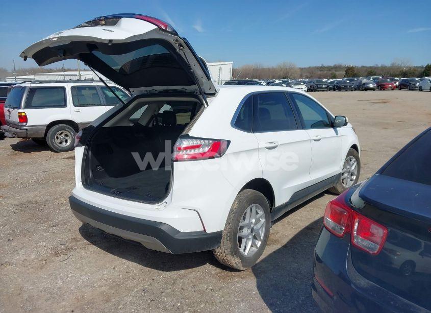 Photo 13 of 2024 Ford Edge SEL (VIN 2FMPK4J91RBB00564)