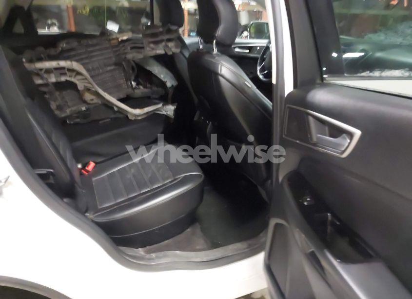 Photo 8 of 2016 Ford Edge SEL (VIN 2FMPK4J92GBB25034)