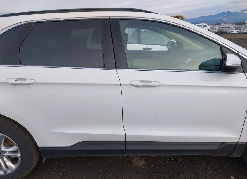 Photo 13 of 2018 Ford Edge SEL (VIN 2FMPK4J92JBB79943)