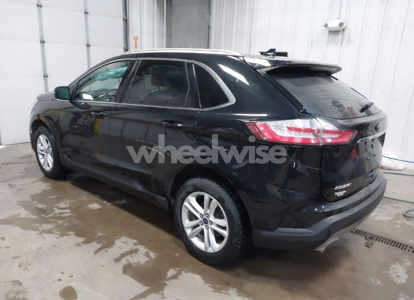 Photo 3 of 2019 Ford Edge SEL (VIN 2FMPK4J92KBB17797)