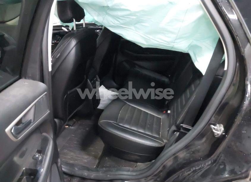 Photo 8 of 2019 Ford Edge SEL (VIN 2FMPK4J92KBB17797)