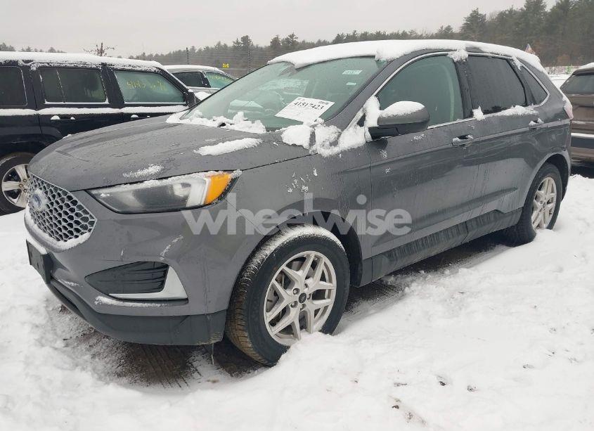 Photo 2 of 2023 Ford Edge SEL (VIN 2FMPK4J92PBA37049)