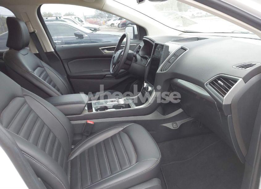 Photo 5 of 2024 Ford Edge SEL (VIN 2FMPK4J92RBA76923)