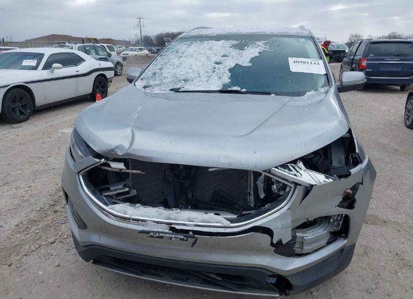 Photo 6 of 2020 Ford Edge SEL (VIN 2FMPK4J93LBB53600)
