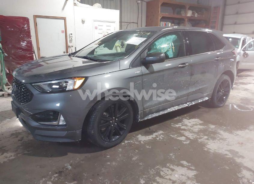 Photo 2 of 2022 Ford Edge ST-LINE (VIN 2FMPK4J93NBA02968)