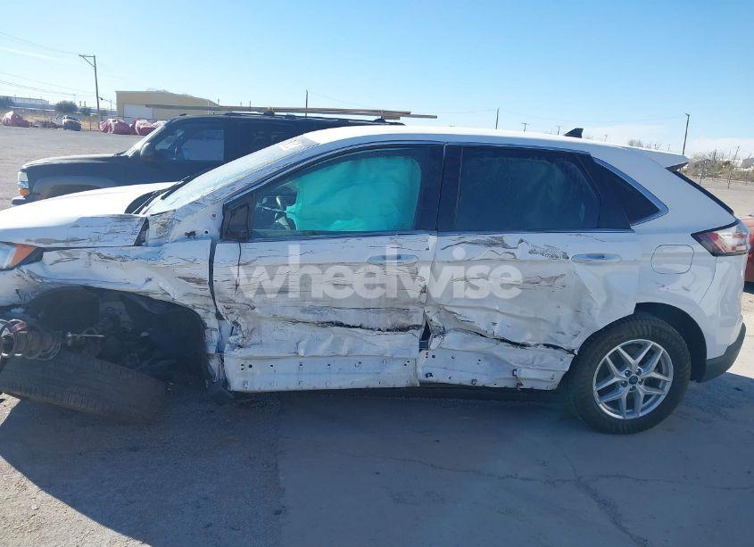 Photo 6 of 2022 Ford Edge SEL (VIN 2FMPK4J93NBA40832)