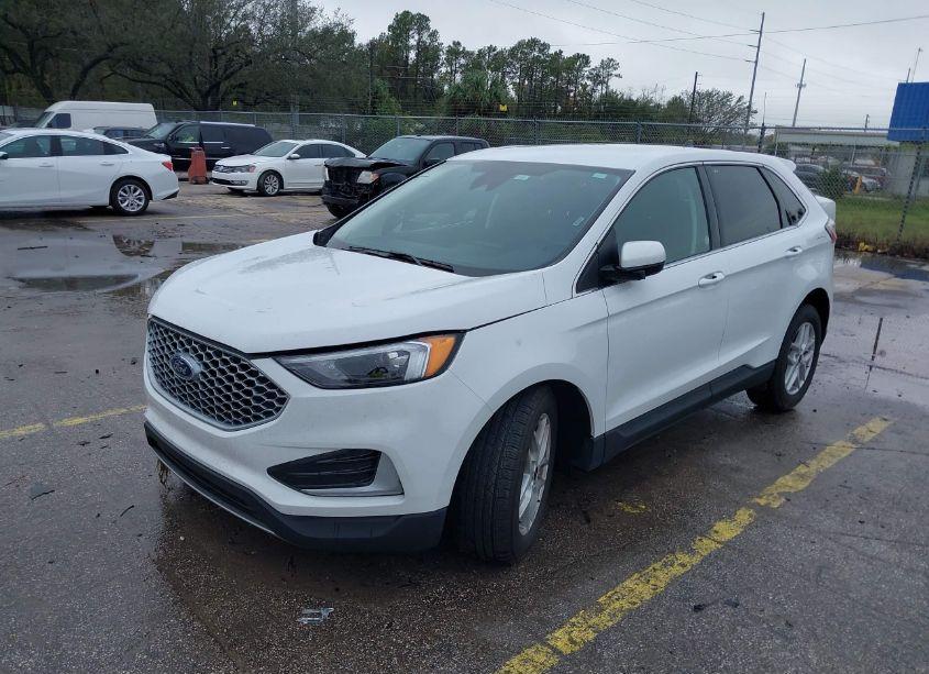 Photo 2 of 2023 Ford Edge SEL (VIN 2FMPK4J93PBA18588)