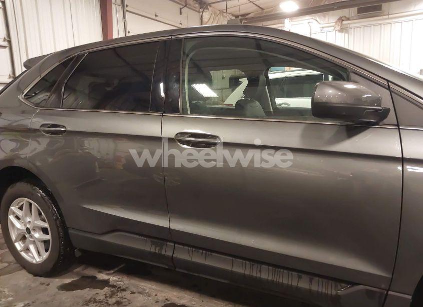Photo 13 of 2024 Ford Edge SEL (VIN 2FMPK4J93RBA60469)