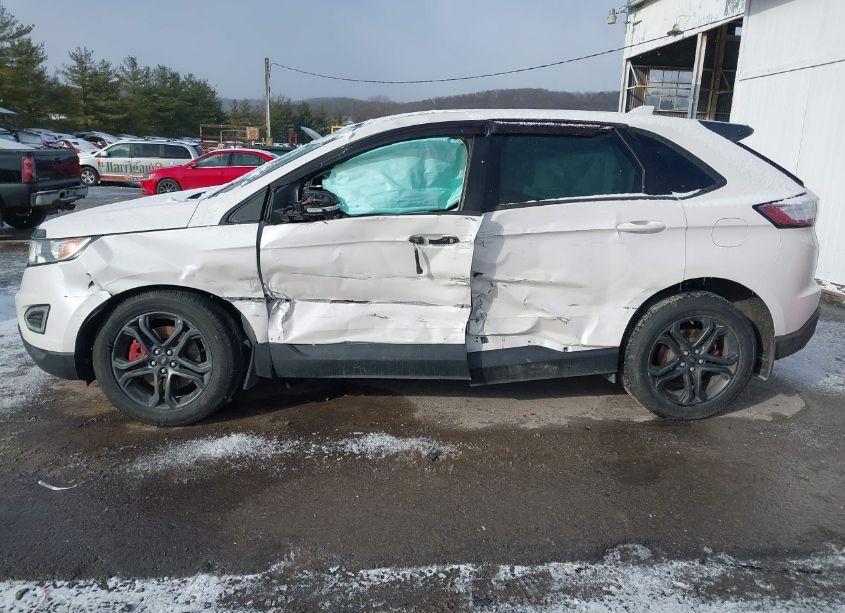 Photo 6 of 2018 Ford Edge SEL (VIN 2FMPK4J94JBB62027)