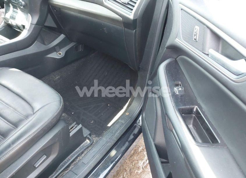 Photo 5 of 2020 Ford Edge SEL (VIN 2FMPK4J94LBA70662)