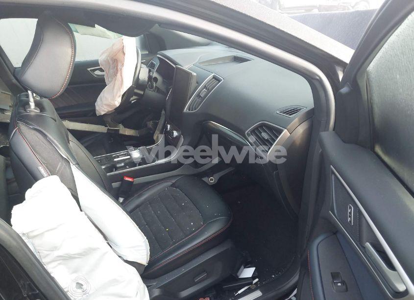 Photo 5 of 2021 Ford Edge ST-LINE (VIN 2FMPK4J94MBA47836)