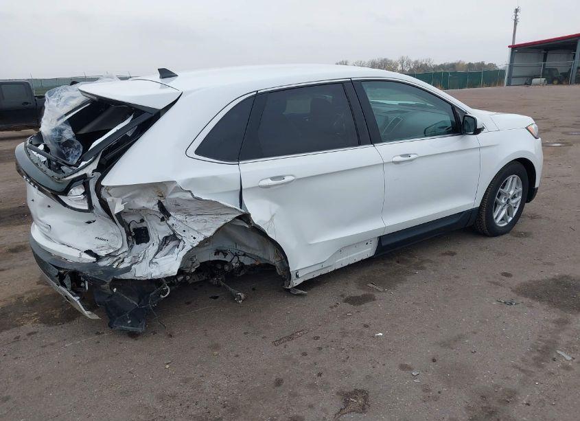 Photo 4 of 2022 Ford Edge SEL (VIN 2FMPK4J94NBA14210)