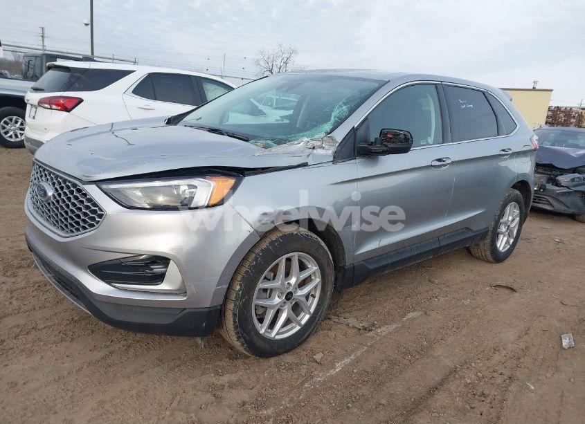Photo 2 of 2024 Ford Edge SEL (VIN 2FMPK4J94RBA77670)