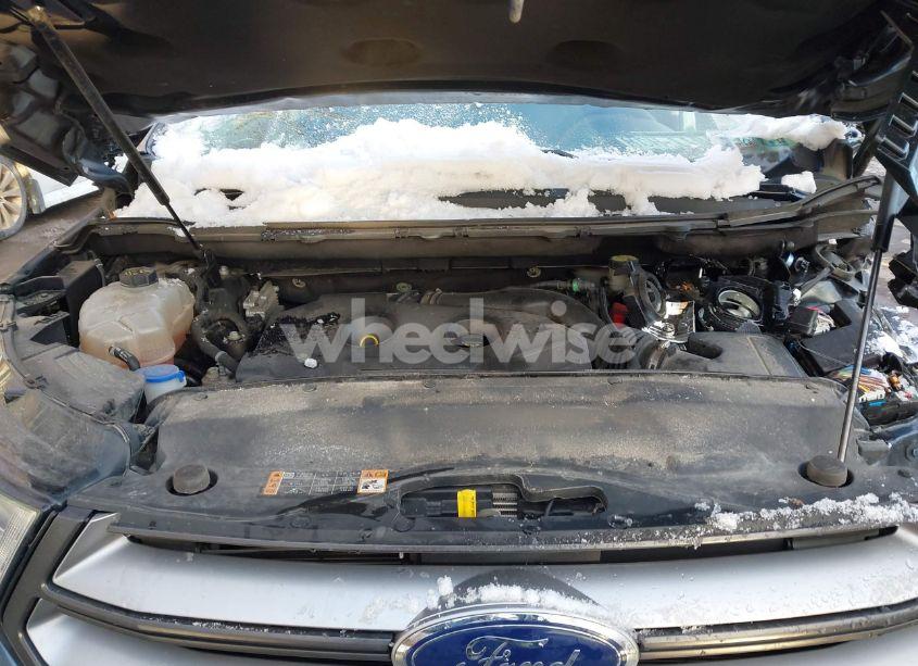 Photo 10 of 2018 Ford Edge SEL (VIN 2FMPK4J95JBB49836)